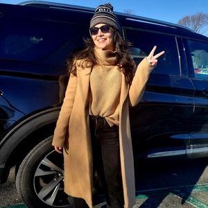 Meet your Posher, Laura